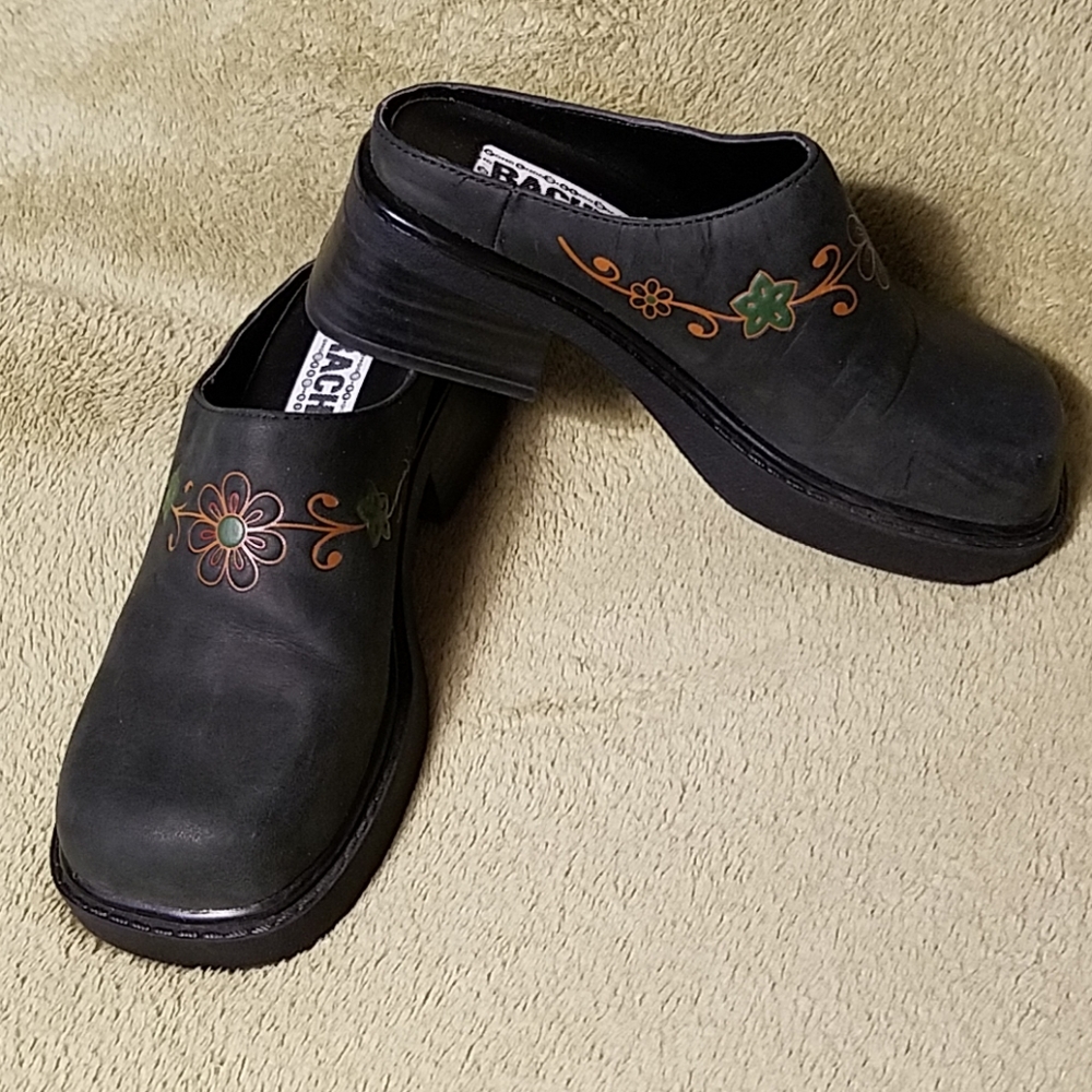 Rachel mule clogs size 13 (little girls) in black